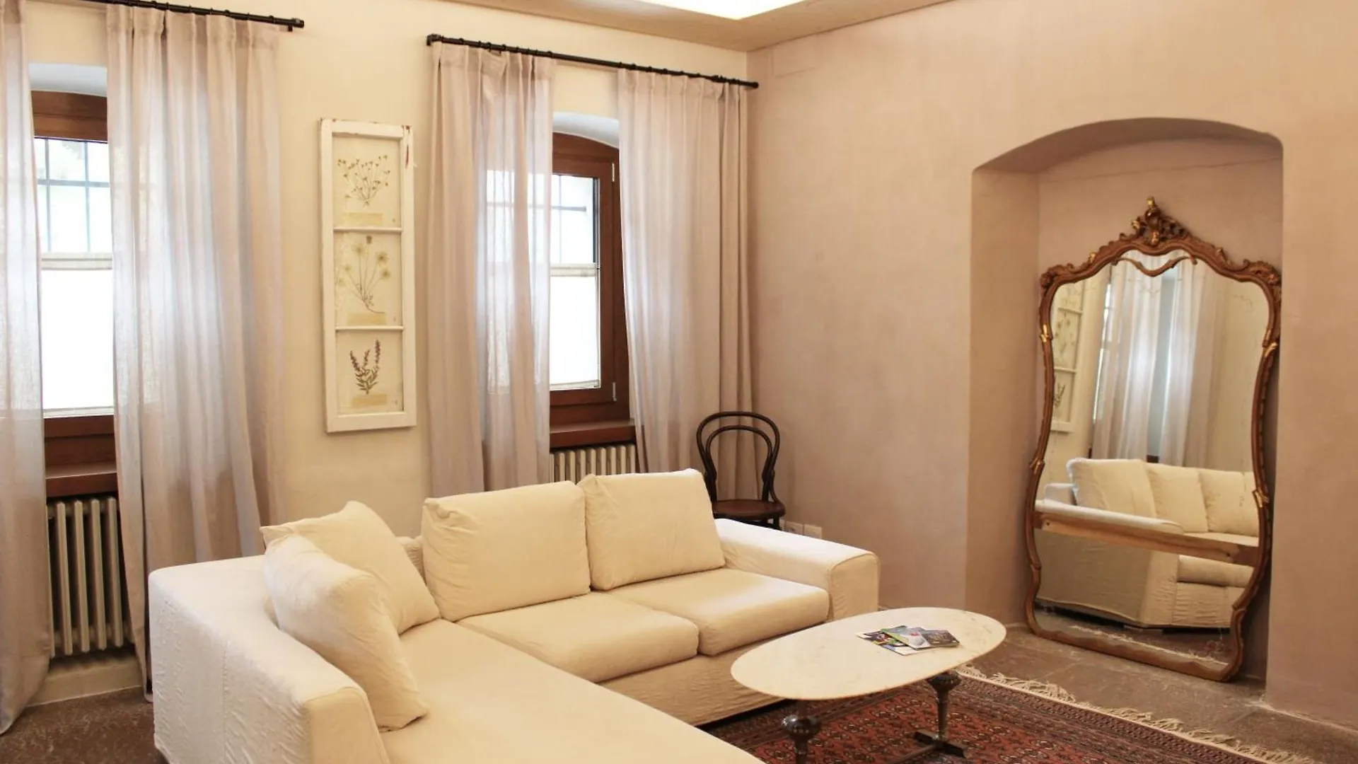 Historic Lakeside Villa W/ Majestic Tre Cime Views Auronzo di Cadore 0*,  Italy